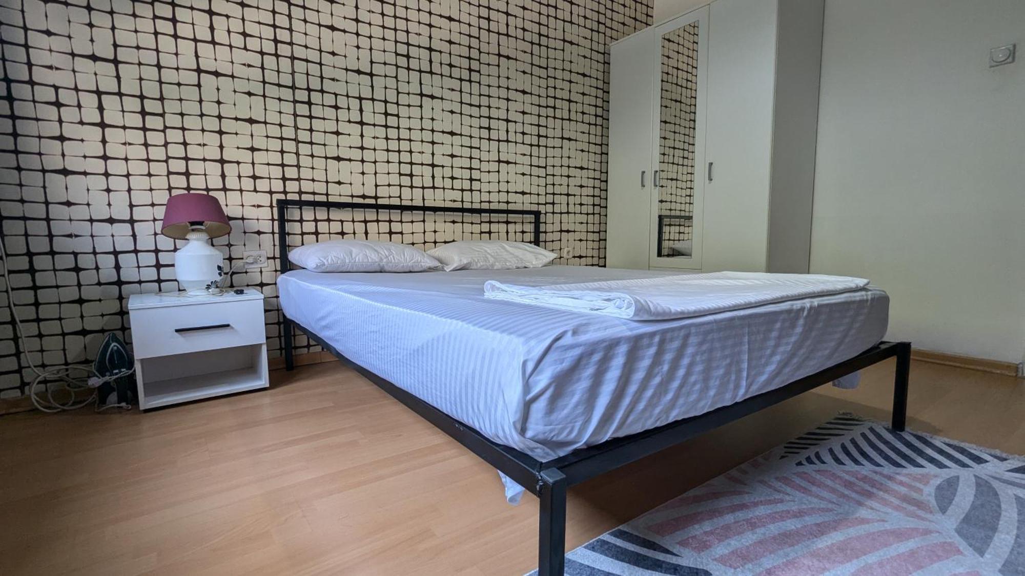 Lungro'S Square Apartment Скопие Екстериор снимка